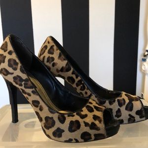 Cheetah Nine West small platform